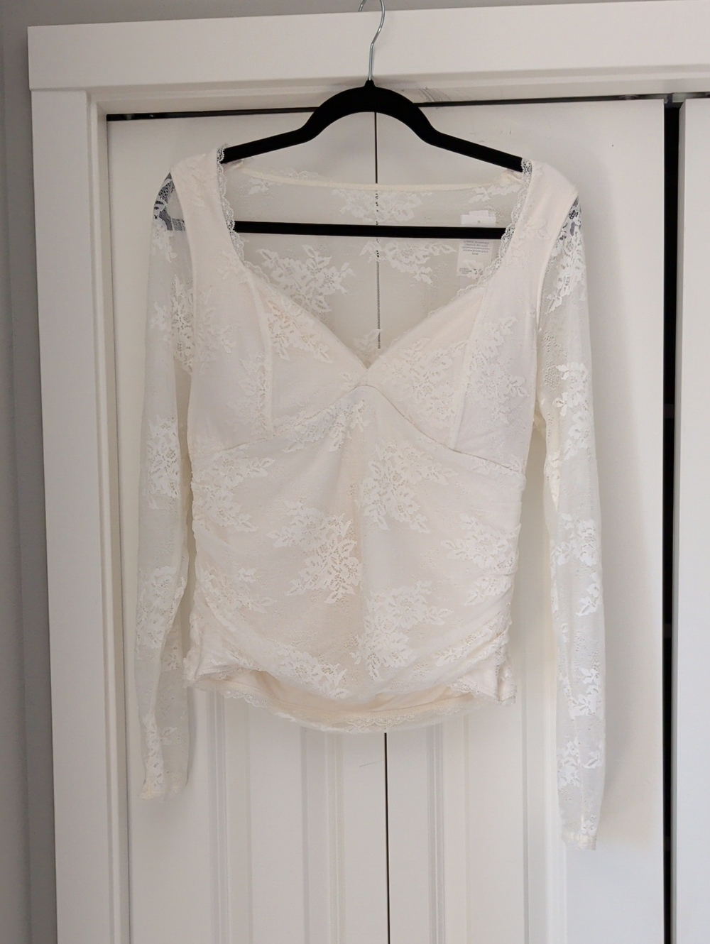 Abercrombie & Fitch Ivory Lace Long-Sleeve Top